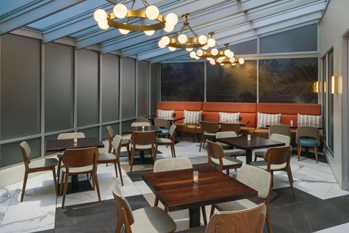 King Room Near The Museum at FIT NYC 10 Luxury Bookings