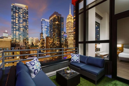 King Room Near The Museum at FIT NYC 13 Luxury Bookings