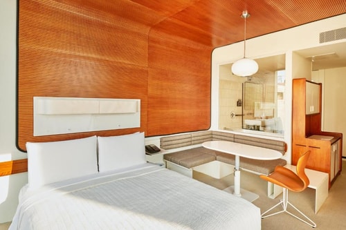 Standard Queen Room Near 14th Street Park NYC Luxury Bookings