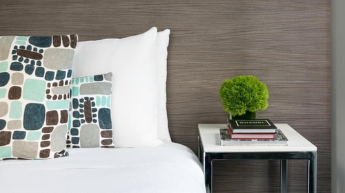 Deluxe King Room Near Broadway NYC 3 Luxury Bookings