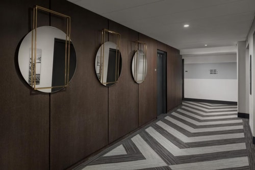 Deluxe King Room Near Broadway NYC 9 Luxury Bookings
