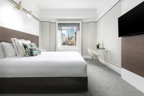 Deluxe King Room Near Broadway NYC 1 Luxury Bookings