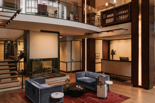 Queen Room Near Coty Building NYC 11 Luxury Bookings