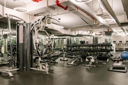 1 Bedroom Apartment Near St. Vartan Park NYC 13 Luxury Bookings