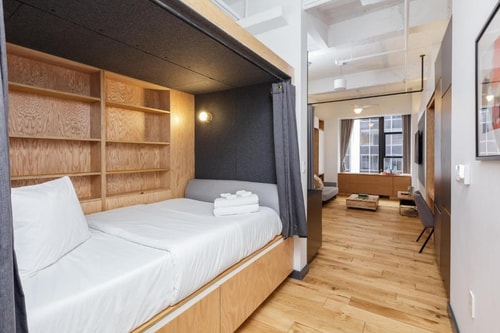 Studio Plus Near Watermark NYC 1 Luxury Bookings