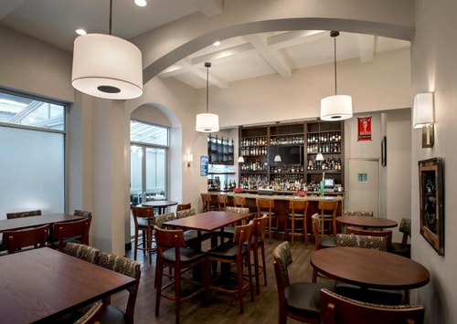 King Room Near Oscar Wilde NYC 4 Luxury Bookings
