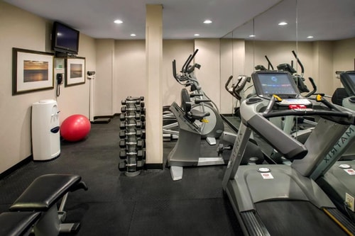 King Room Near Oscar Wilde NYC 14 Luxury Bookings