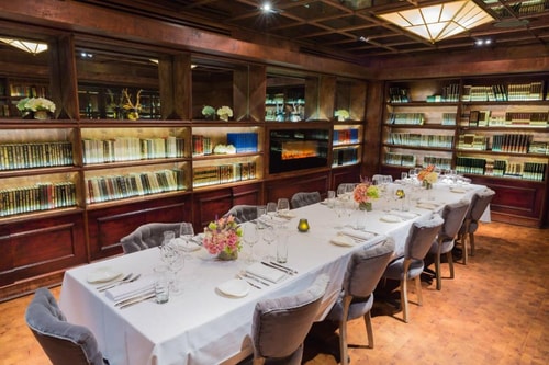 Superior Queen Room Near Atria Books NYC 10 Luxury Bookings