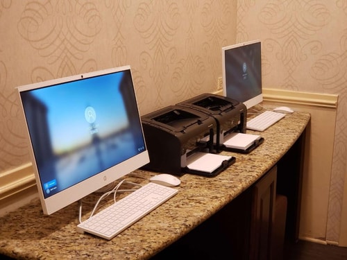 Standard King Room Near Wendt Playlot Park CHI 9 Luxury Bookings