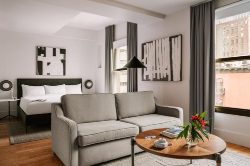 Deluxe King Room Near City Hall Park NYC 2 Luxury Bookings