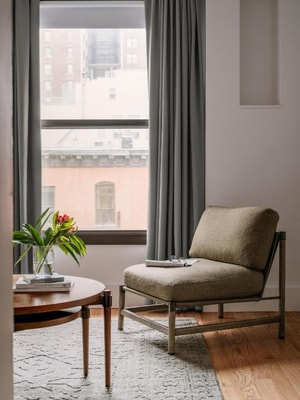 Deluxe King Room Near City Hall Park NYC 3 Luxury Bookings