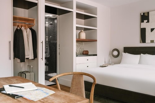 Deluxe King Room Near City Hall Park NYC 4 Luxury Bookings