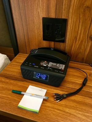 King Room Near Blatt Billiards NYC 2 Luxury Bookings