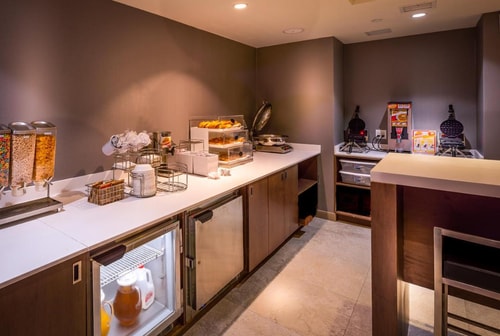 King Room Near Blatt Billiards NYC 7 Luxury Bookings