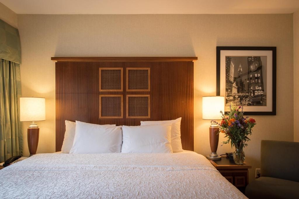 soho King Room Near Spring Street Park NYC Luxury Bookings