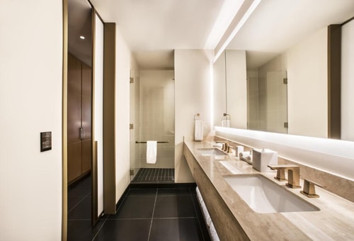 King Studio Near Tzuco CHI 1 Luxury Bookings