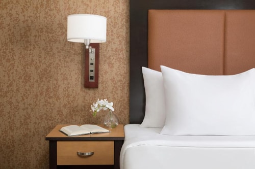 Queen Room Near Greeley Square Park NYC 1 Luxury Bookings