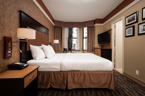 Queen Room Near Greeley Square Park NYC 2 Luxury Bookings