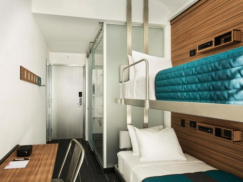 Bunk Pod Near McCaffrey Playground NYC 1 Luxury Bookings
