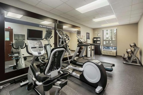 Queen Room Near Extra Space Storage ORL 14 Luxury Bookings