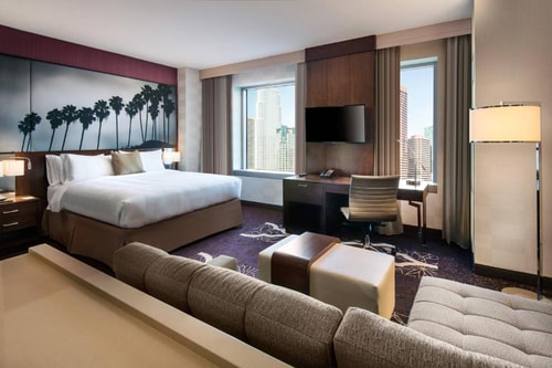 Guest Room Near Indian Alley LA Luxury Bookings