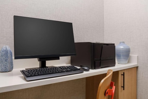 King Room Near Budget Car Rental ORL 3 Luxury Bookings