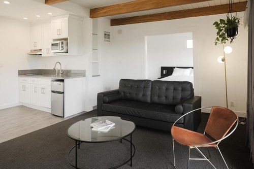 One Suite Near Hollywood Heritage Museum LA 5 Luxury Bookings
