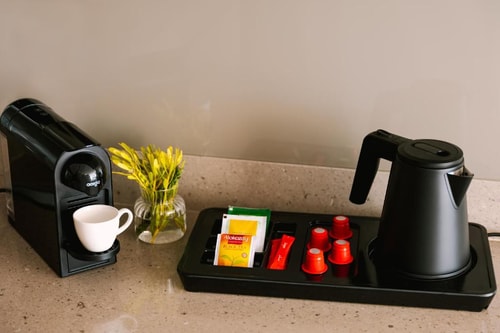 Superior Studio Apartment Near Clover Bay Tower 3 Luxury Bookings