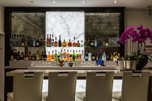 Deluxe King Room Near Embody Beverly Hills LA 10 Luxury Bookings