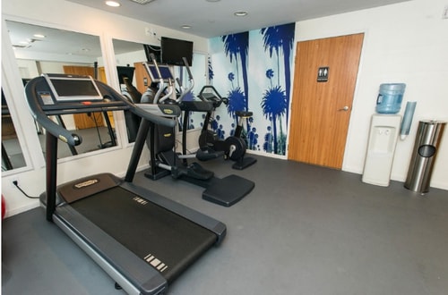 Deluxe King Room Near Embody Beverly Hills LA 12 Luxury Bookings