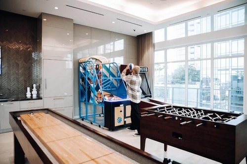 One Bedroom Suite Near Massage Envy LA 9 Luxury Bookings