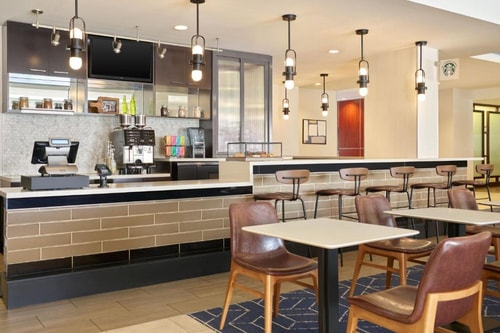 King Room Near Los Angeles Jiu Jitsu Academy LA 9 Luxury Bookings