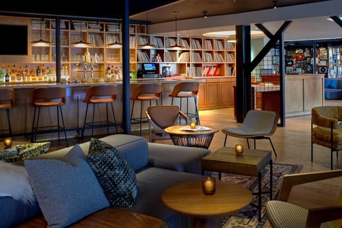 King Room Near The Comedy Store LA 11 Luxury Bookings