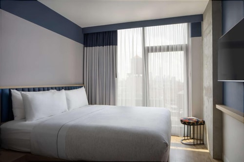 King Room Near Madison Square Park NYC Luxury Bookings