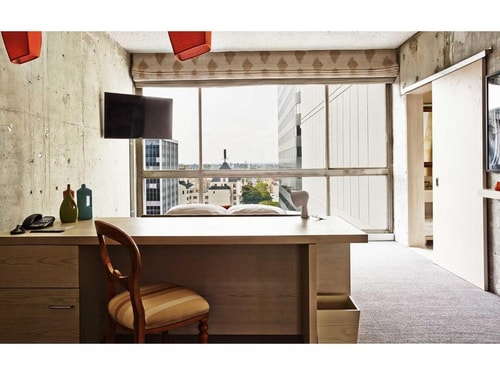 Deluxe King Room Near Oasis Church LA 4 Luxury Bookings