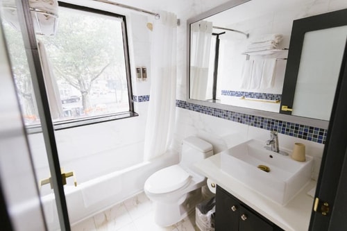 Standard Room Near Kopitiam NYC 2 Luxury Bookings