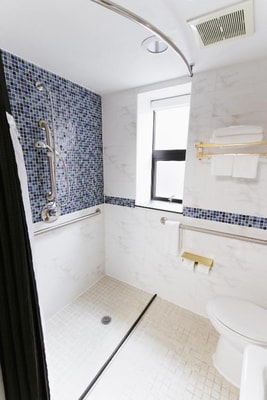 Standard Room Near Kopitiam NYC 4 Luxury Bookings