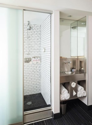 Standard Double Room Near The Smith NYC 2 Luxury Bookings