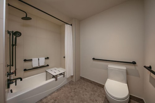 King Room Near Monkeys Auto Spa LA 8 Luxury Bookings