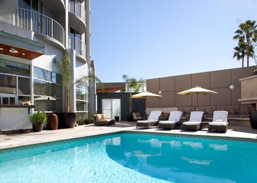 King Room Near Getty Center South Building LA 13 Luxury Bookings