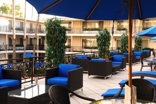 Queen Junior Suite Near Lori Moran Music Studio LA 10 Luxury Bookings