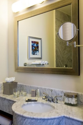 Queen Room Near The Morgan Library And Museum NYC 11 Luxury Bookings