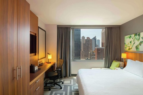 King Room Near Manhattan High School NYC 3 Luxury Bookings