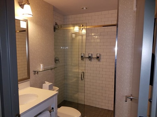 Guest Room Near St John University NYC 4 Luxury Bookings