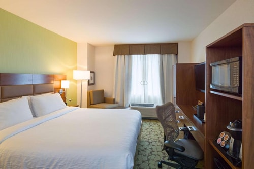 Executive King Room Near Greenacre Park NYC Luxury Bookings