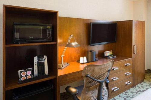 Executive King Room Near Greenacre Park NYC 4 Luxury Bookings