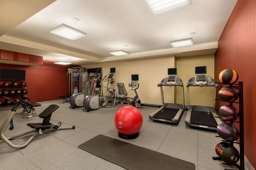 Executive King Room Near Greenacre Park NYC 12 Luxury Bookings
