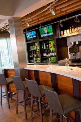 Queen Room Near Earth Illuminated ORL 8 Luxury Bookings