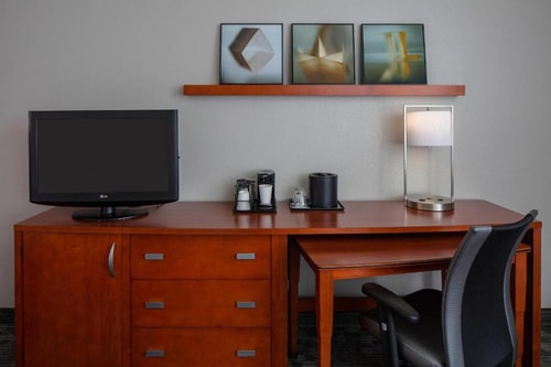 Queen Room Near Earth Illuminated ORL 1 Luxury Bookings