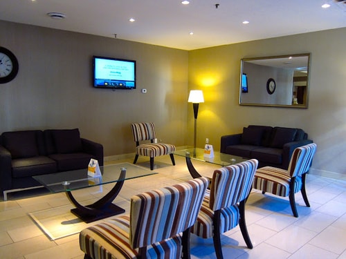 King Room Near Fracture Care Center ORL 11 Luxury Bookings